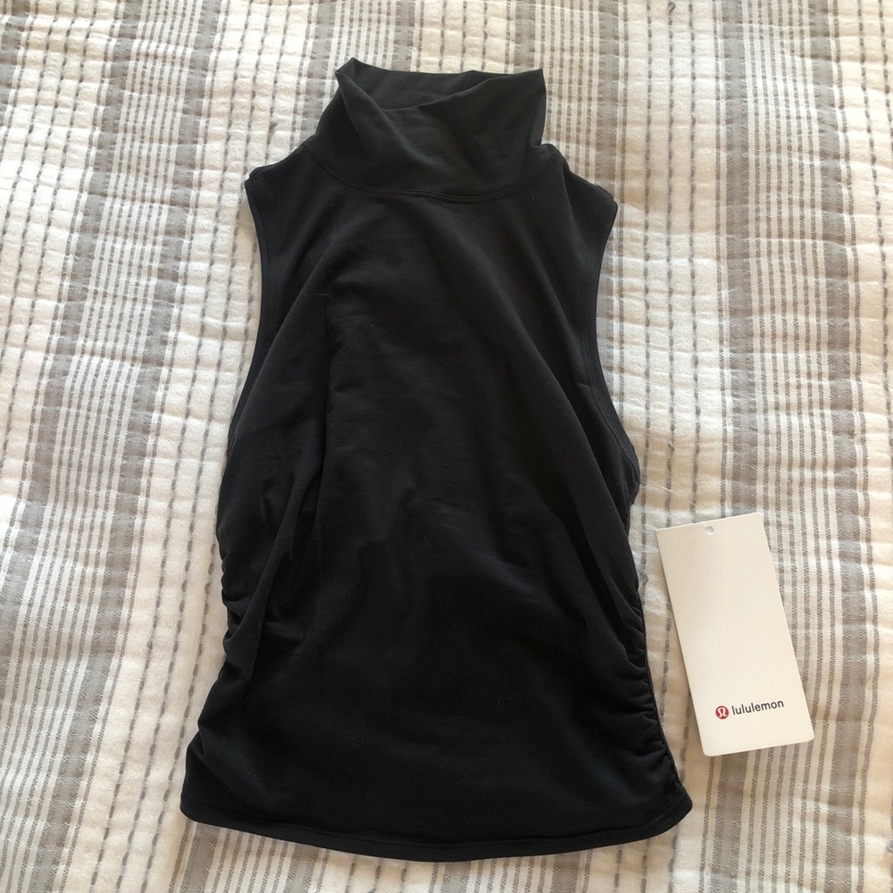 Lululemon high neck tank top